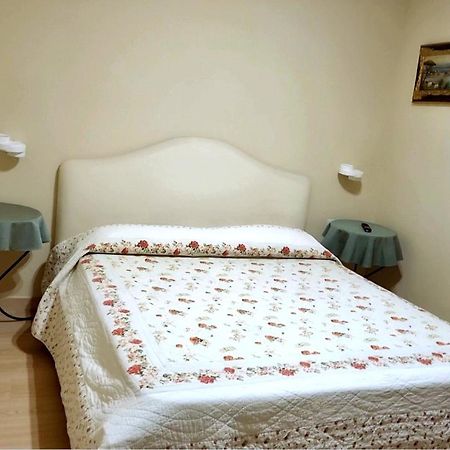 Toledo'S Rambla Casa Vacanze Naples Extérieur photo