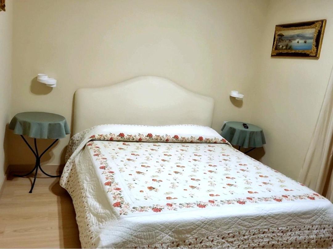 Toledo'S Rambla Casa Vacanze Naples Extérieur photo